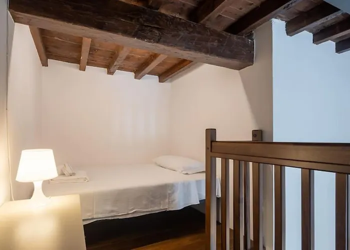 Cute One Bedroom Apartment In Florence Outside Ztl
